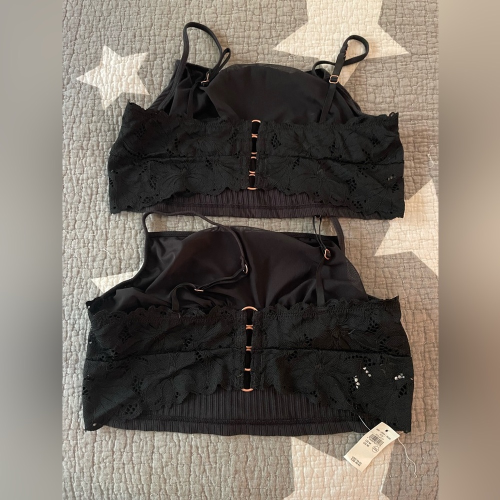 Aerie American Eagle Lot of 2 bras one NWT one only tried on. Bralettes.